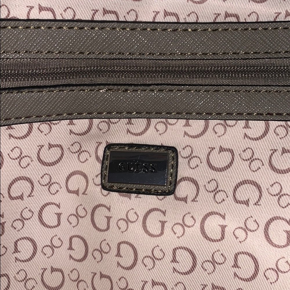 GUESS BACKPACK - Picture 4 of 4